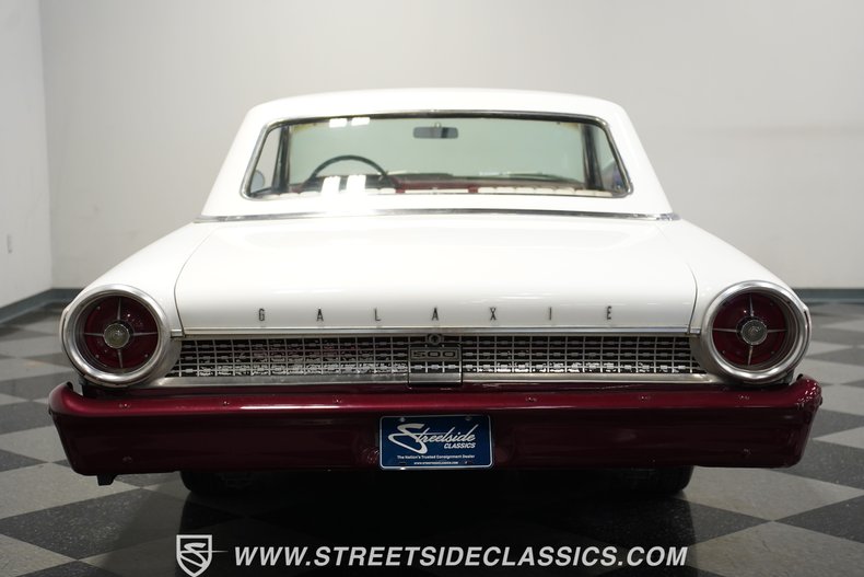 Ford-Galaxie-1963-Maroon-White-23