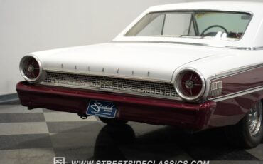Ford-Galaxie-1963-Maroon-White-24