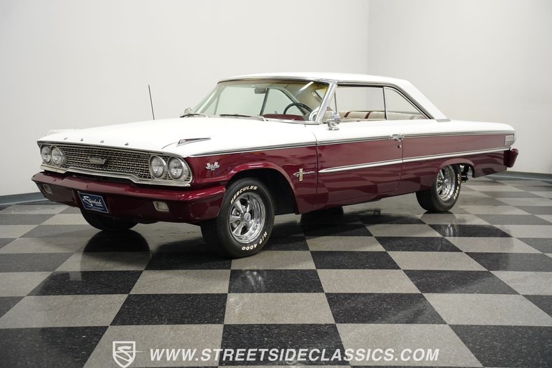 Ford-Galaxie-1963-Maroon-White-4