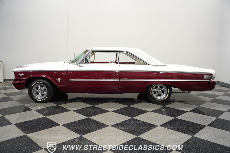 Ford-Galaxie-1963-Maroon-White-6