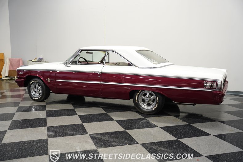 Ford-Galaxie-1963-Maroon-White-7