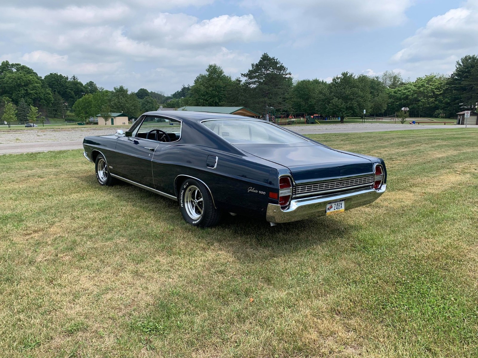 Ford-Galaxie-1968-Coupe-1