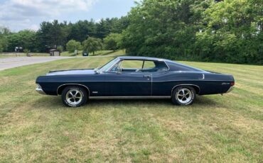 Ford-Galaxie-1968-Coupe-2