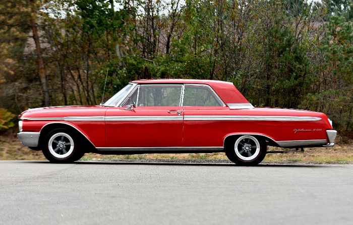 Ford-Galaxie-500-1962-Red-Black-7