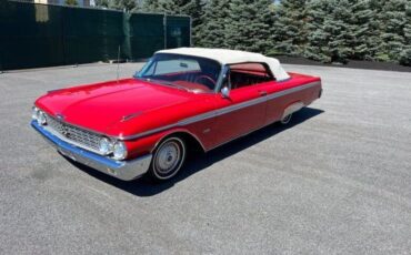 Ford-Galaxie-500-1962-Red-Red-vinyl-18