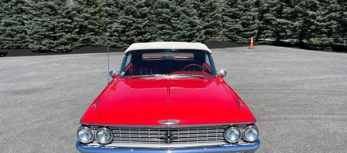 Ford-Galaxie-500-1962-Red-Red-vinyl-3