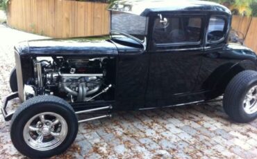 Ford-High-boy-1931-Black-1