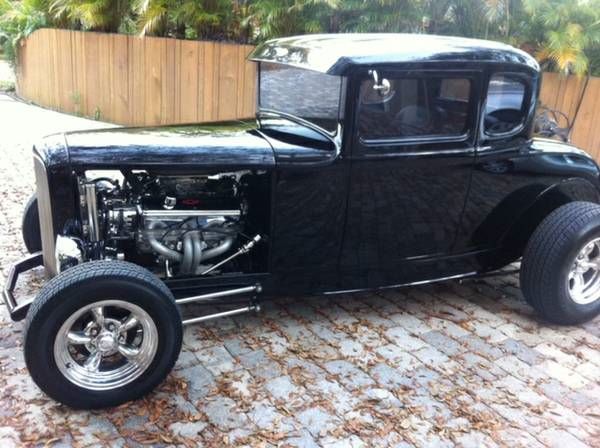Ford-High-boy-1931-Black-1