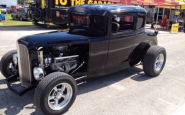Ford-High-boy-1931-Black