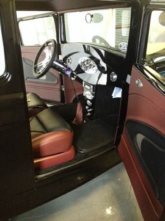 Ford-High-boy-1931-Black-7