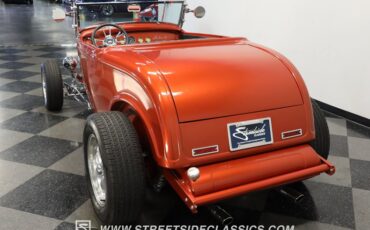 Ford-High-boy-1932-Atomic-Orange-Black-18