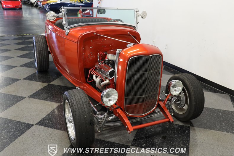 Ford-High-boy-1932-Atomic-Orange-Black-25