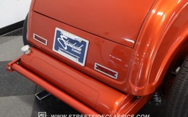 Ford-High-boy-1932-Atomic-Orange-Black-32