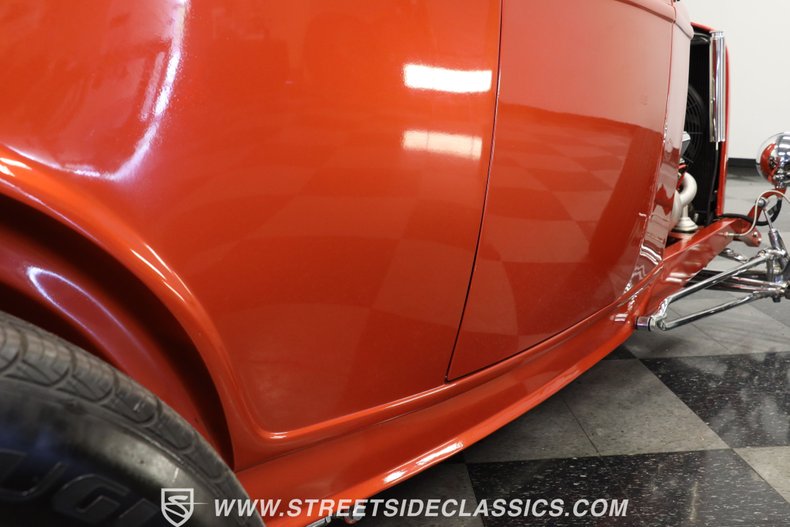 Ford-High-boy-1932-Atomic-Orange-Black-34