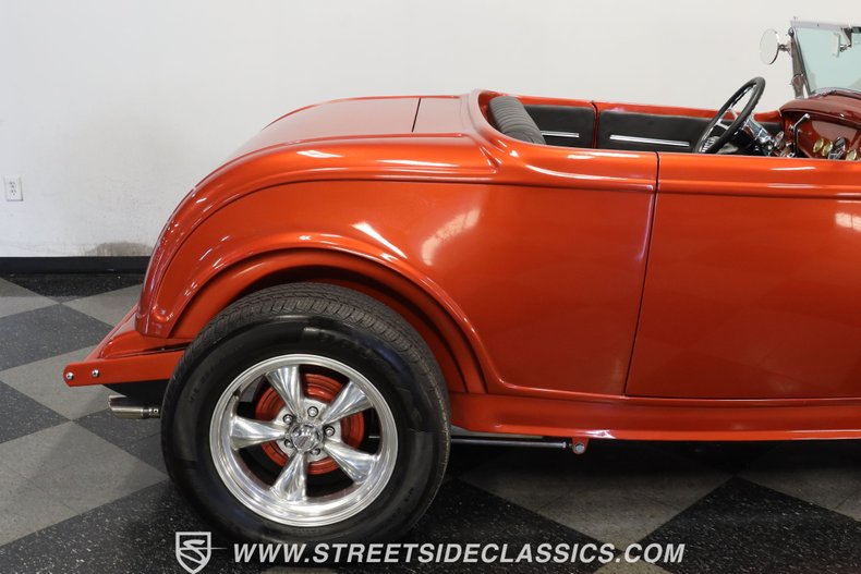 Ford-High-boy-1932-Atomic-Orange-Black-35