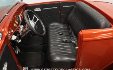 Ford-High-boy-1932-Atomic-Orange-Black-48