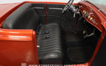 Ford-High-boy-1932-Atomic-Orange-Black-5