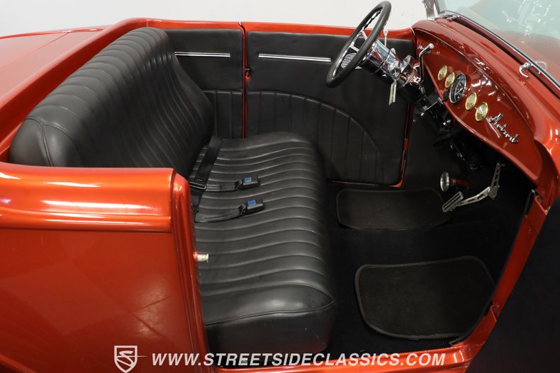 Ford-High-boy-1932-Atomic-Orange-Black-5