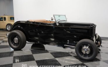 Ford-High-boy-1932-Black-Tan-18