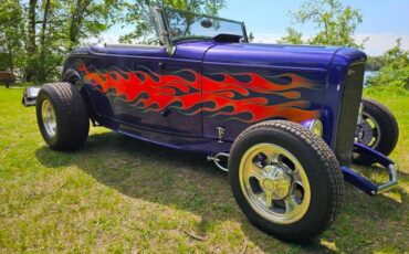 Ford-High-boy-1932-blue-gray-11