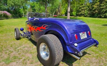 Ford-High-boy-1932-blue-gray-2