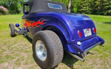 Ford-High-boy-1932-blue-gray-4