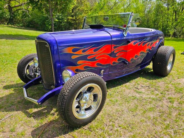 Ford-High-boy-1932-blue-gray-7