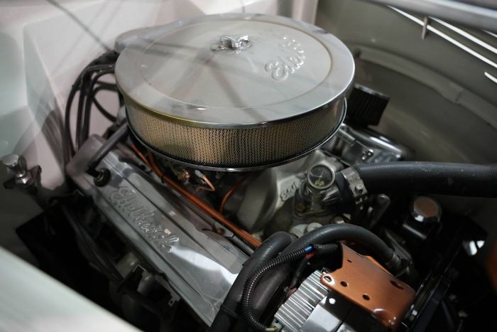 Ford-Humpback-1938-CopperWhite-12