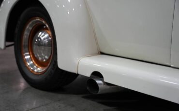 Ford-Humpback-1938-CopperWhite-13