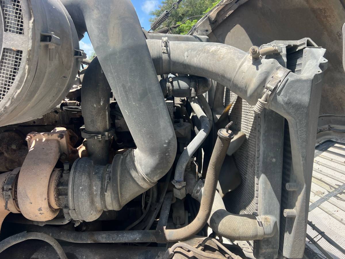 Ford-L-9000-diesel-1995-blue-3