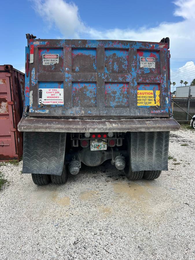 Ford-L-9000-diesel-1995-blue-7