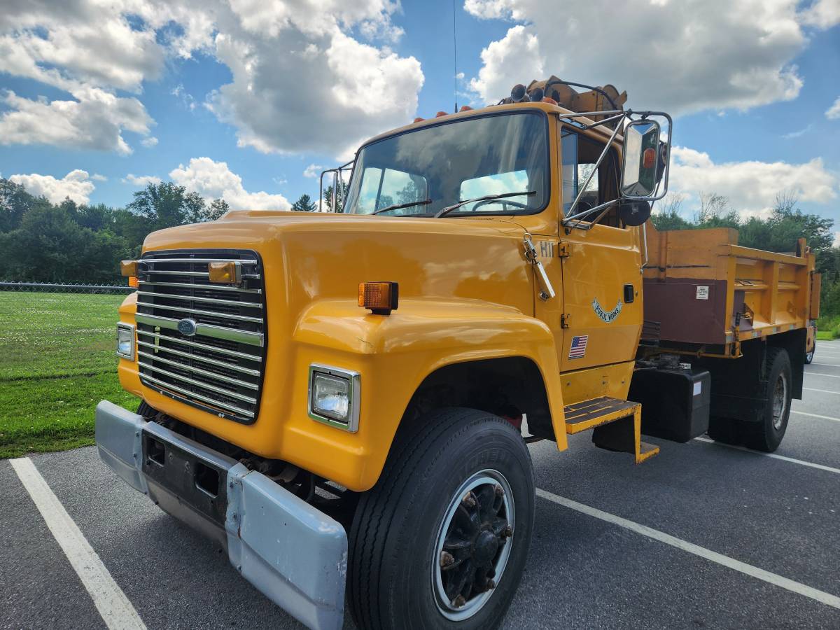 Ford-L8000-diesel-1991-orange-8