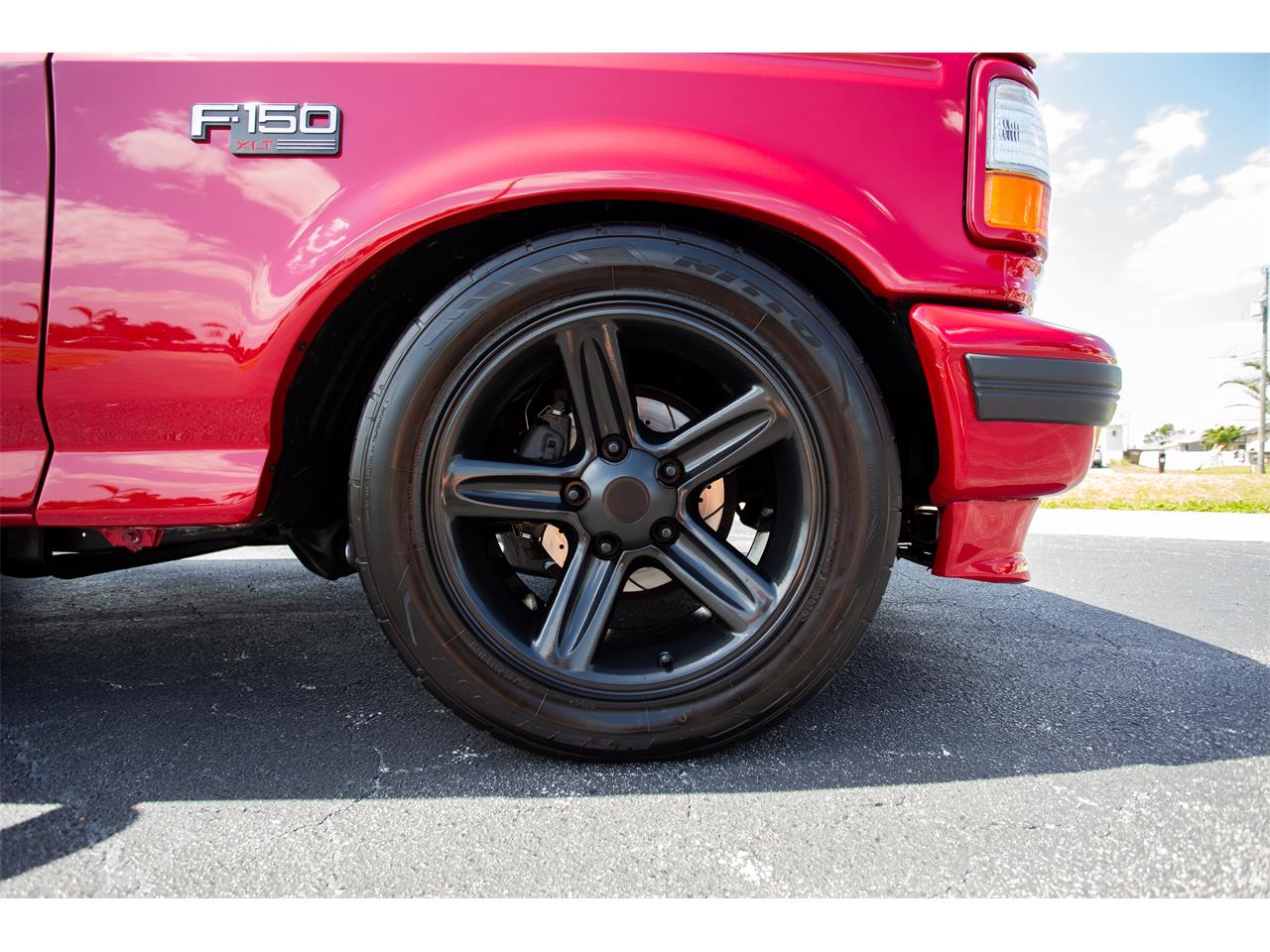 Ford-Lightning-1994-Red-Black-5
