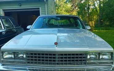 Ford-Lincoln-1985-11