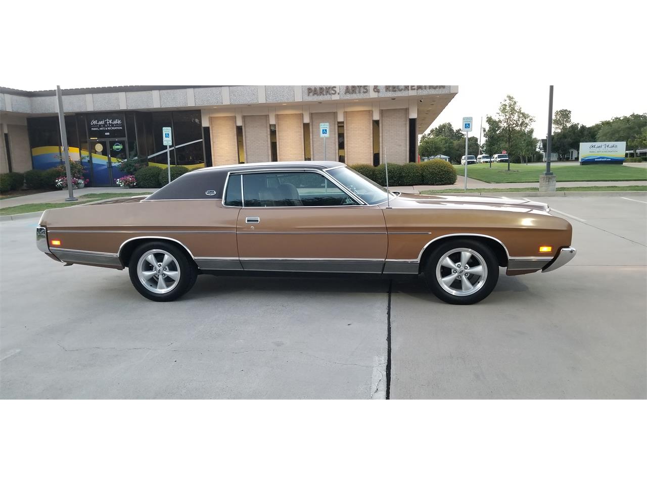 Ford-Ltd-1972-Brown-Brown-1
