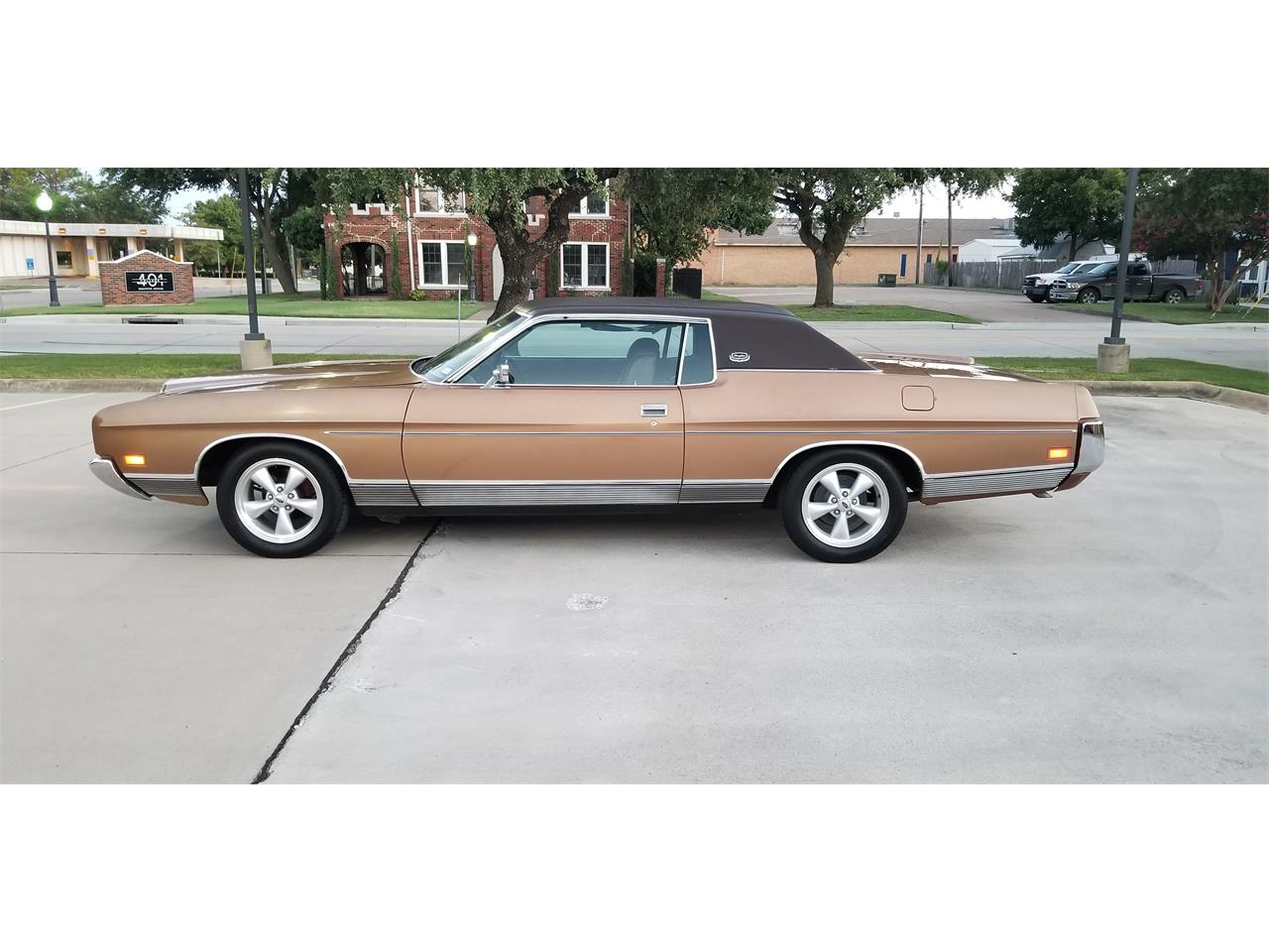 Ford-Ltd-1972-Brown-Brown-3