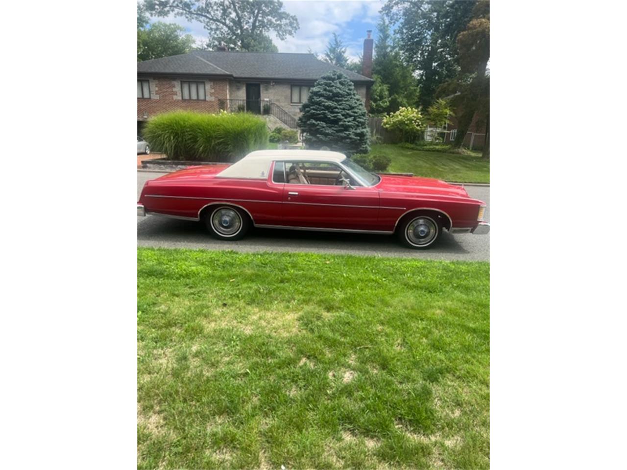 Ford-Ltd-1974-Red-Beige-4