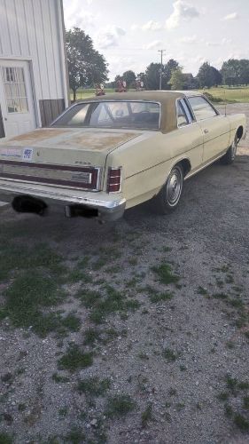 Ford-Ltd-1976-1