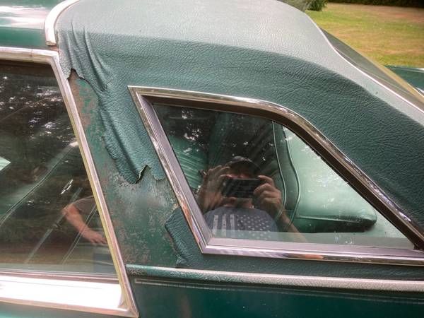 Ford-Ltd-1977-Dark-Green-3