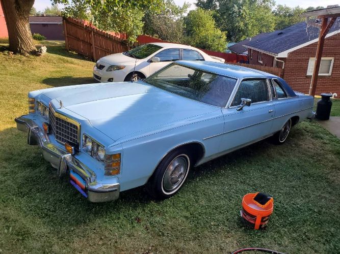 Ford-Ltd-1978-Blue