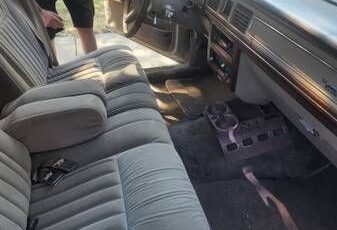 Ford-Ltd-1989-Tan-Gray-8