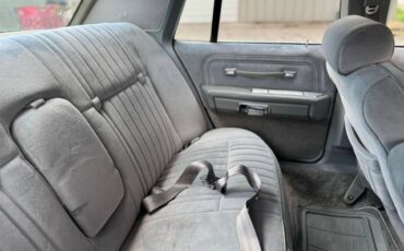 Ford-Ltd-crown-victoria-1986-grey-13