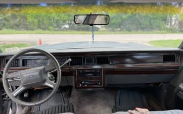 Ford-Ltd-crown-victoria-1986-grey-2