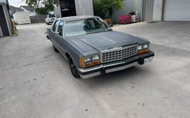 Ford-Ltd-crown-victoria-1986-grey-9