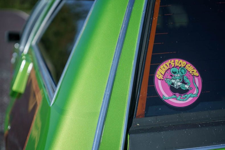 Ford-Ltd-crown-victoria-1987-Green-exterior-with-Blue-Vinyl-45