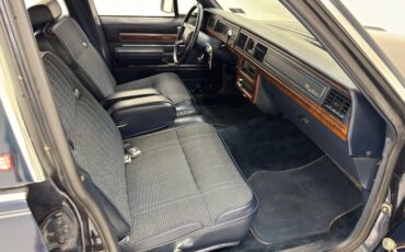 Ford-Ltd-crown-victoria-1989-Twilight-Blue-Metall-Shadow-Blue-45