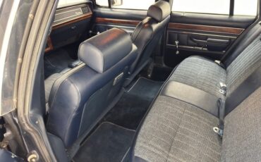 Ford-Ltd-crown-victoria-1989-Twilight-Blue-Metall-Shadow-Blue-48