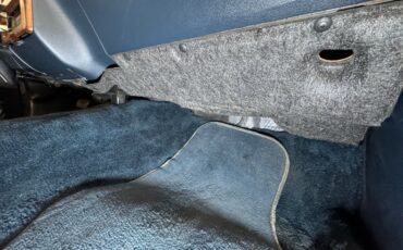 Ford-Ltd-crown-victoria-1989-Twilight-Blue-Metall-Shadow-Blue-6