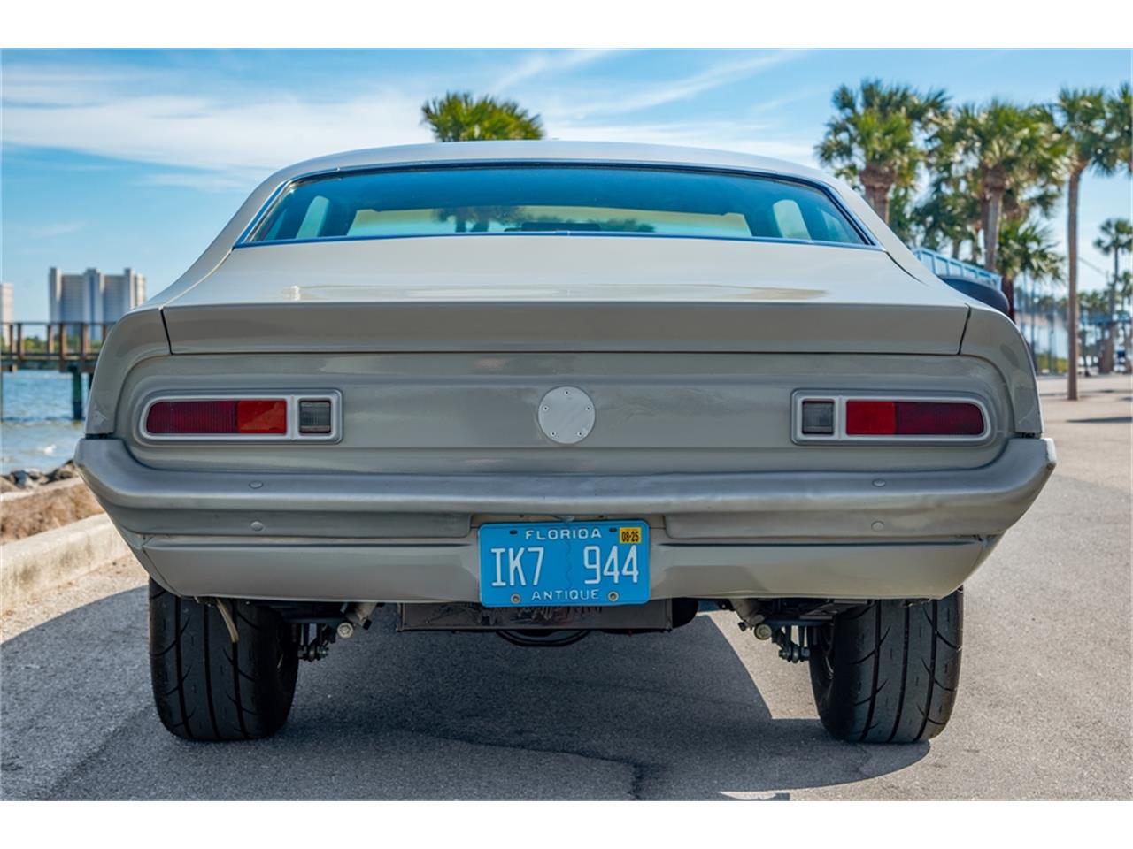 Ford-Maverick-1973-Ascot-Gray-Gray-14
