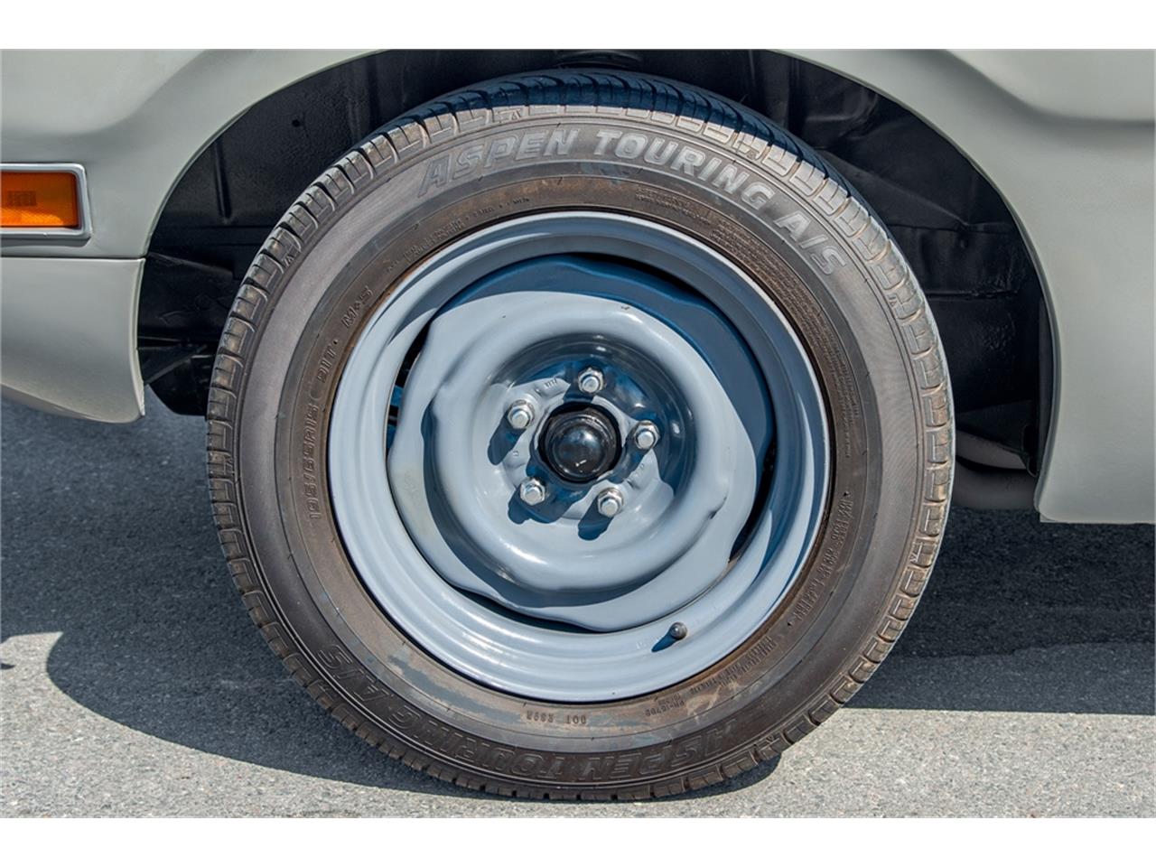 Ford-Maverick-1973-Ascot-Gray-Gray-26